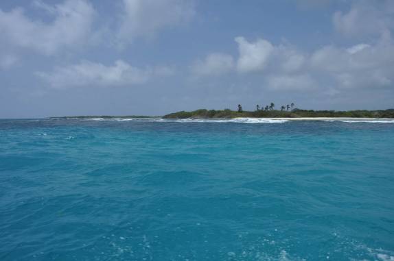 A belíssima cor do mar no caminho para Cayo Sombrero, no Parque Nacional Morrocoy, na Venezuela